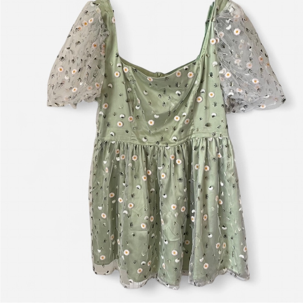 Dolls Kill Sugar Thrillz Come Away With Me Daisy Floral Dress